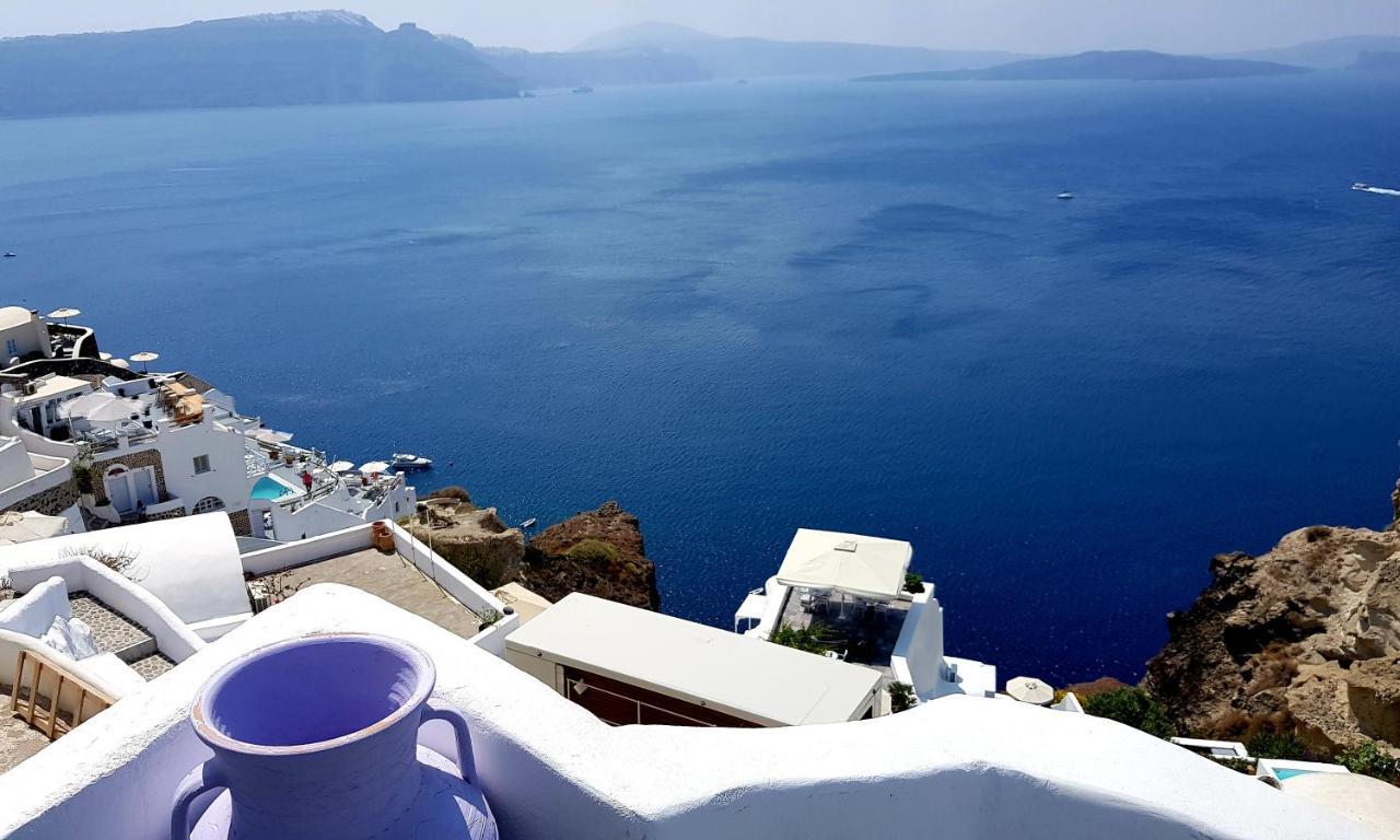 Aqua & Terra Traditional Cave Houses Oia  Exterior photo